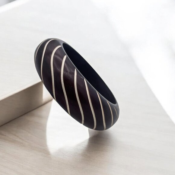 Dark Wood Swirl Carved Bangle - Elegant Bohemian Statement Bracelet - Picture 4 of 4